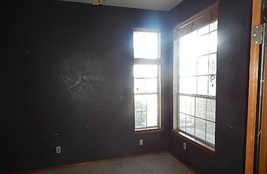 2312 NE 4th St, Moore, OK 73160 - photo 7