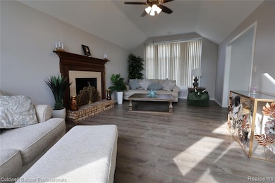 22305 King Rd, Woodhaven, MI 48183 - photo 4