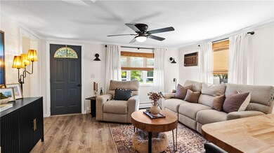 38 Parade Rd, Warwick, RI 02886 - photo 4