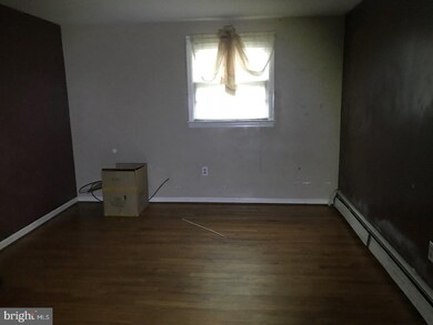 3337 Sheidy Ave, Reading, PA 19605 - photo 7