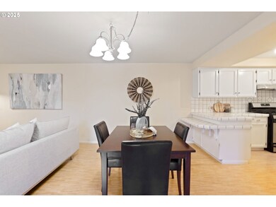 6679 Huntington Cir SE, Salem, OR 97306 - photo 5