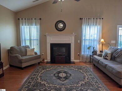 224 Medoc Ln, Moore, SC 29369 - photo 2