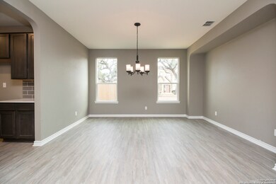 5107 Escudero, San Antonio, TX 78261 - photo 5