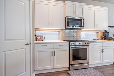 3750 S W Badger Ct Redmond OR-print-006-