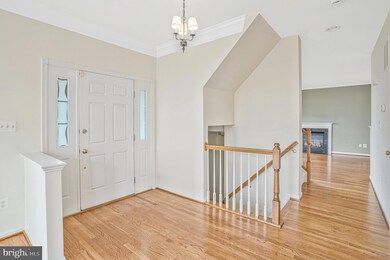 25826 Kirkwood Square, Chantilly, VA 20152 - photo 2