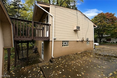 2784 Conway St, Akron, OH 44314 - photo 5