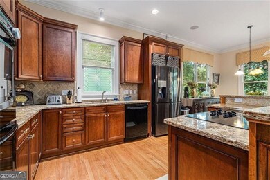 3698 Lakeview Dr, Tucker, GA 30084 - photo 3