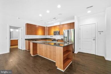 2007 Clipper Park Rd unit 320, Baltimore, MD 21211 - photo 6