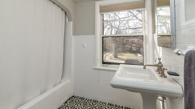 281 S Lawndale Ave, Elmhurst, IL 60126 - photo 6