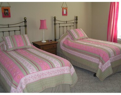 107 Bridle Cross Rd unit 107, Fitchburg, MA 01420 - photo 7