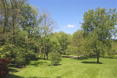 LIKE LIVING IN A PARK! WHAT FUN!