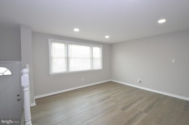 967 Circle Dr, Halethorpe, MD 21227 - photo 3