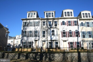 11926 Weybridge Ln, Germantown, MD 20876 - photo 2