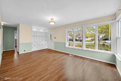 3715 Oriole Ln, Rolling Meadows, IL 60008 - photo 4