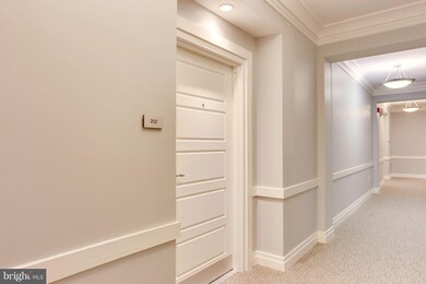 8980 Fascination Ct unit 212, Lorton, VA 22079 - photo 2