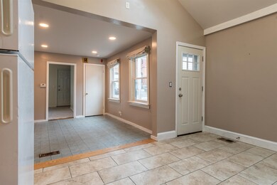 4 Merrimack St, Nashua, NH 03064 - photo 3