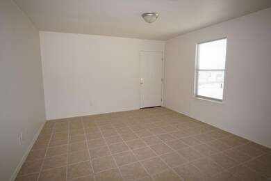 3831 Mountain Ave unit B, El Paso, TX 79930 - photo 2