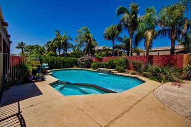 salt pool/spa heated!