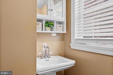 135 Penn St, Lansdale, PA 19446 - photo 7