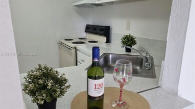 4550 NW 9th St unit 719E, Miami, FL 33126 - photo 2