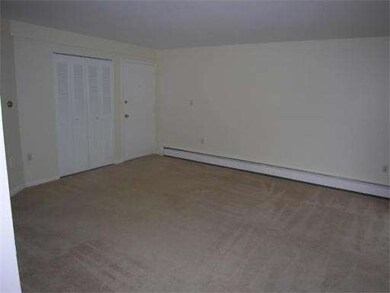 70 Edgelawn Ave unit 2, North Andover, MA 01845 - photo 3