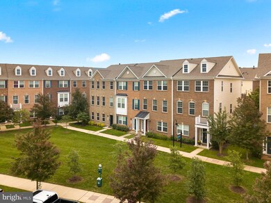 8815 Bentfield Dr, Manassas, VA 20110 - photo 2