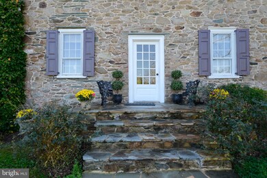 18483 Silcott Springs Rd, Purcellville, VA 20132 - photo 3