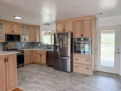 178 S Canal Dr, Port Saint Joe, FL 32456 - photo 7