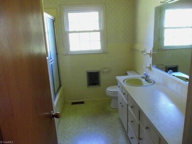 6412 Canter Rd, High Point, NC 27263 - photo 6