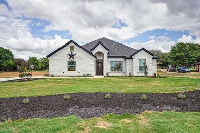 960 Lake Dr, Weatherford, TX 76085 - photo 3