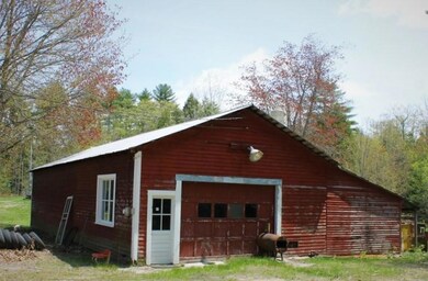 005 Barn