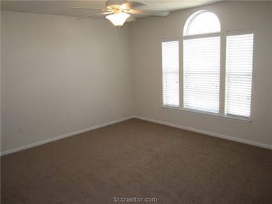 2519 Ashford Dr, College Station, TX 77840 - photo 3