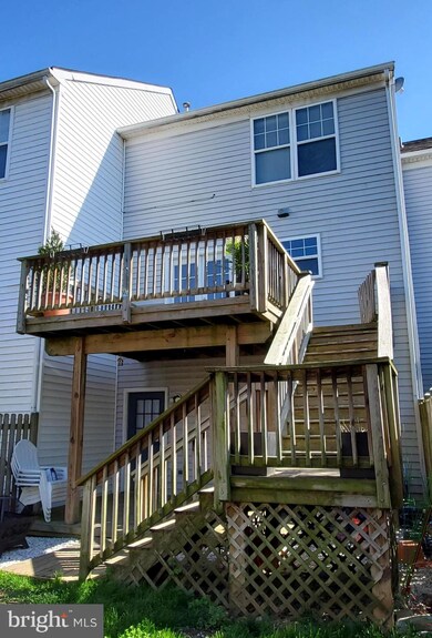 446 Blossom Ln, Frederick, MD 21701 - photo 5