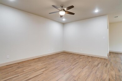 222 W Heard St, Cleburne, TX 76033 - photo 6