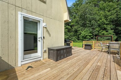 17 Revere Cir, Greenfield, MA 01301 - photo 3