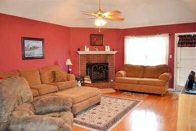 6974 Country Walk Dr, Cordova, TN 38018 - photo 4