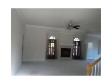 Living Room. Large living room with gas log fireplace