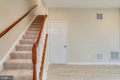 573 Garrett a Morgan Blvd, Hyattsville, MD 20785 - photo 7