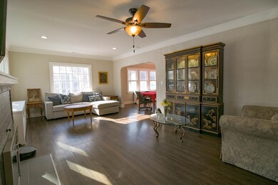 1418 N Jackson St, Waukegan, IL 60085 - photo 5