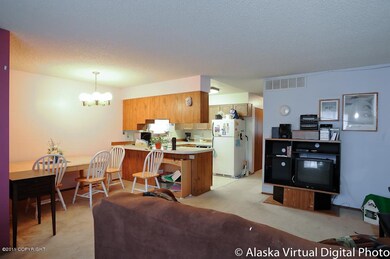 276 Fall Leaf Cir, Anchorage, AK 99504 - photo 2