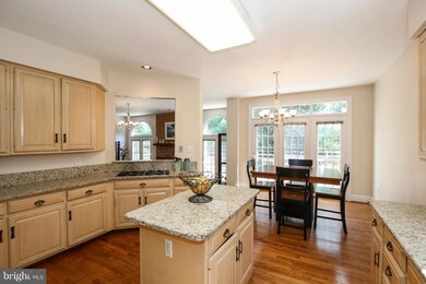 8117 Autumn Gate Ln, Bethesda, MD 20817 - photo 6