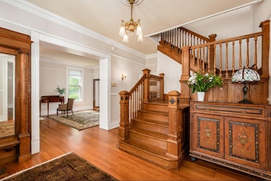 150 E North Broadway St, Columbus, OH 43214 - photo 5