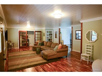 Note the floors and the large room as you walk in 