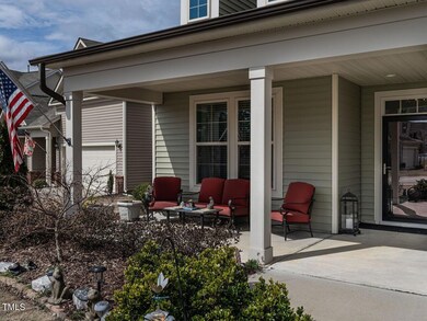 003-1280x960-front-porch