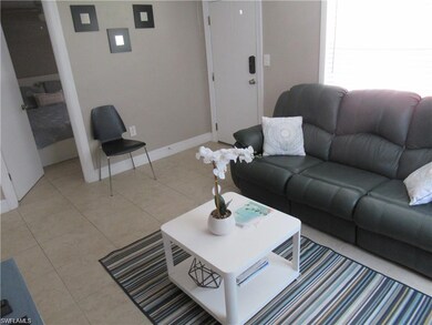 778 107th Ave N unit B, Naples, FL 34108 - photo 4