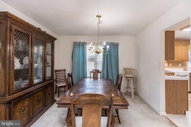 814 Academy Ave, Owings Mills, MD 21117 - photo 7