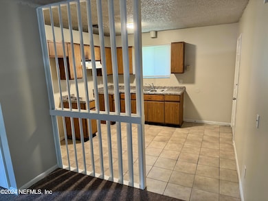 5018 Westchase Ct, Jacksonville, FL 32210 - photo 4