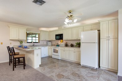 06- 1119 Lands Downe Dr