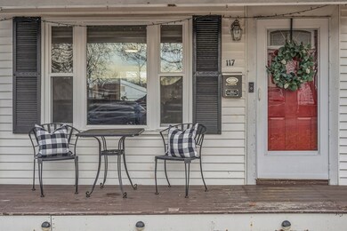 117 Virginia Ave, Lowell, MA 01852 - photo 2