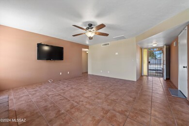 05-Living Area